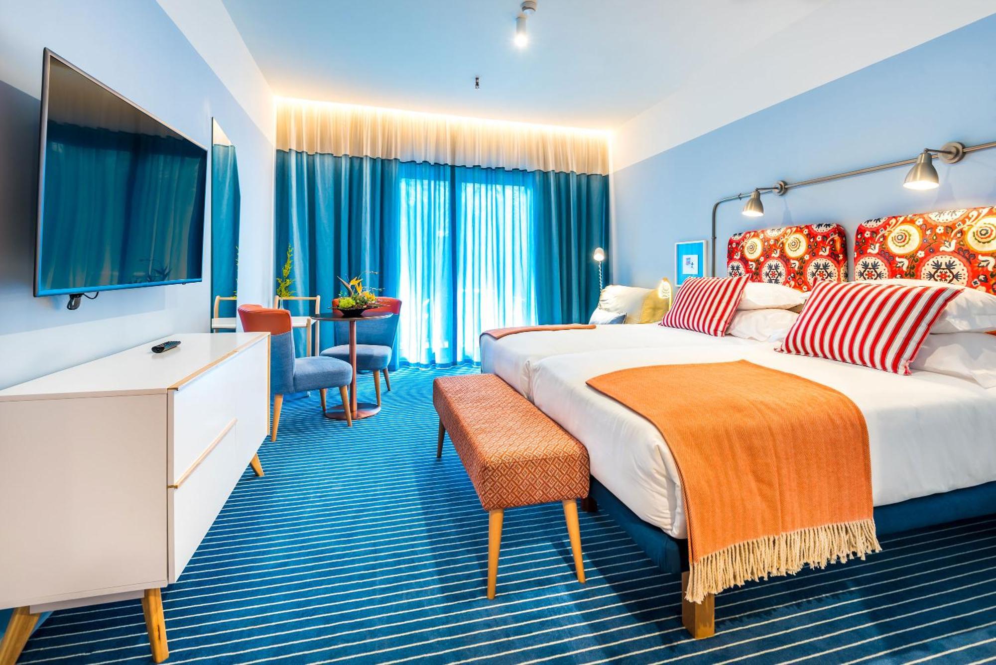 Deluxe Triple Studio Sea View